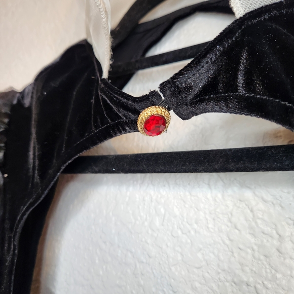 Dolls Kill Trickz N' Treatz evil queen costume One Bad Apple Costume M - Picture 6 of 16